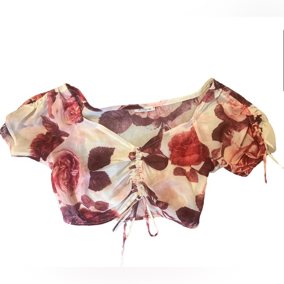 Gorgeous Italy made Andre’ floral rose print two piece dress with crop & skirt - Picture 5 of 9
